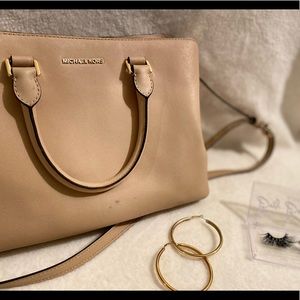 Michael Kors tan bag